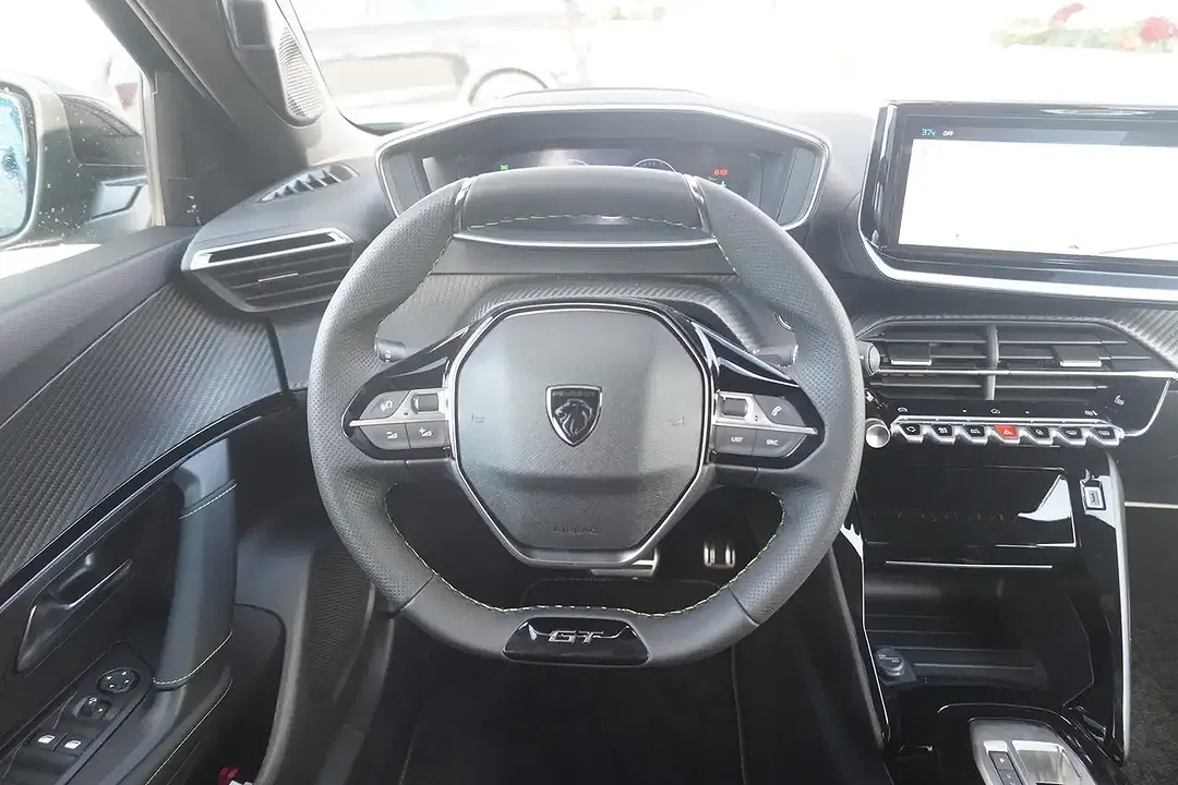 Peugeot 2008 - Thumbnail 12