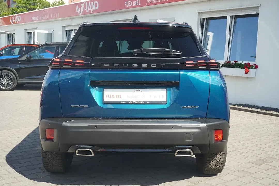 Peugeot 2008 - Thumbnail 4