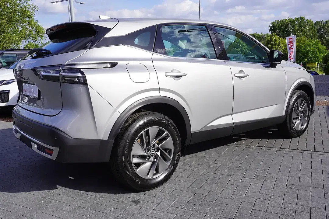 Nissan Qashqai - Thumbnail 4