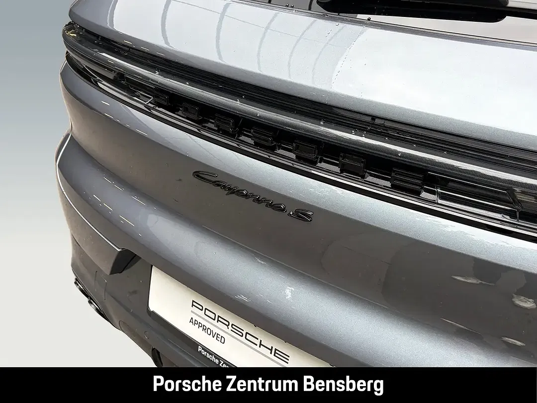 Porsche Cayenne - Thumbnail 11