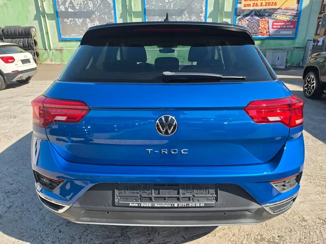 Volkswagen T-Roc - Thumbnail 5