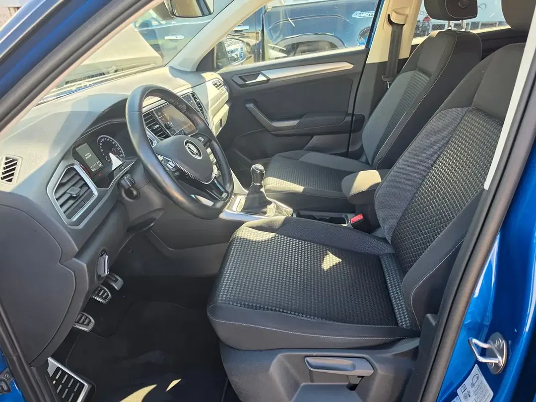 Volkswagen T-Roc - Thumbnail 7
