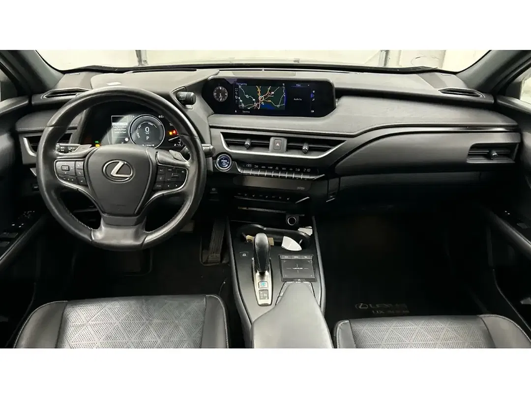 Lexus UX 300e - Thumbnail 6