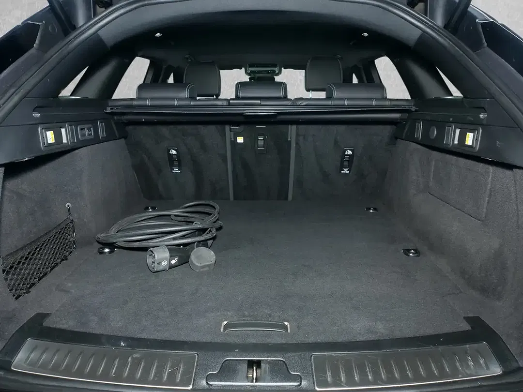 Land Rover Range Rover Velar - Thumbnail 7