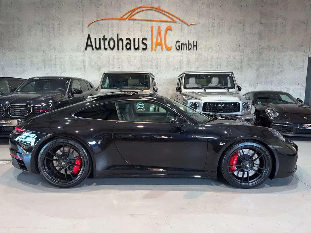 Porsche 911 - Thumbnail 7