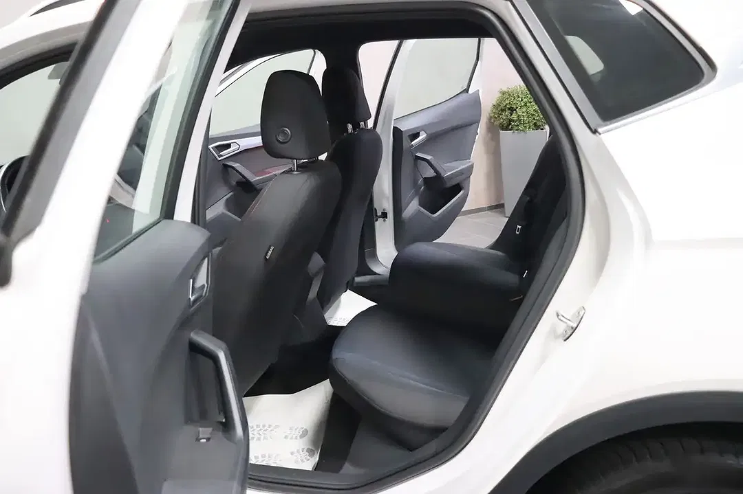 SEAT Arona - Thumbnail 7