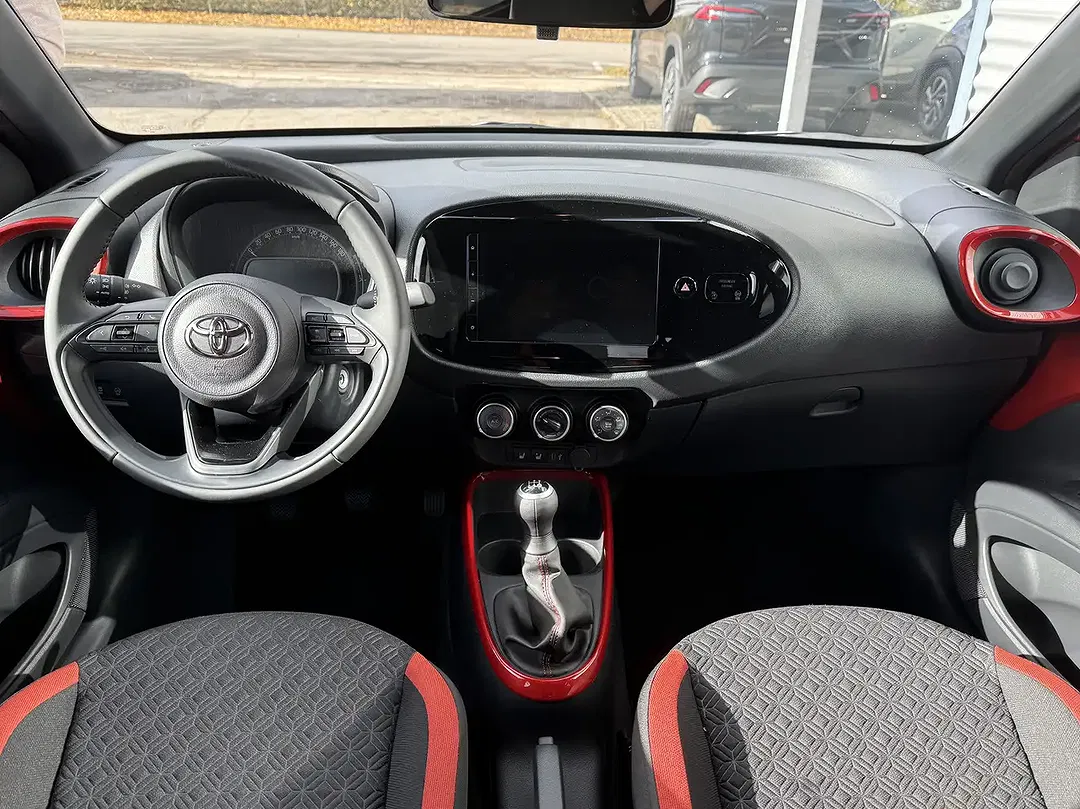 Toyota Aygo X - Thumbnail 13