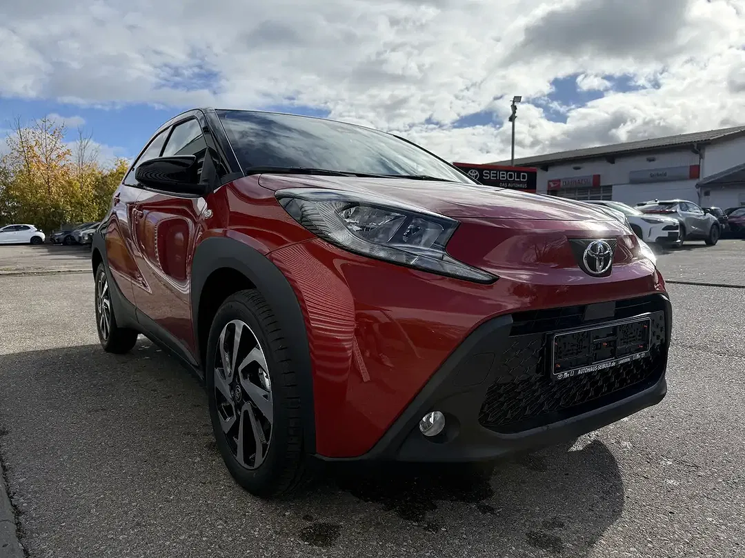 Toyota Aygo X - Thumbnail 3