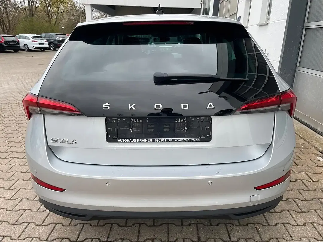 Skoda Scala - Thumbnail 4