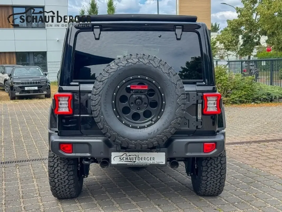 Jeep Wrangler - Thumbnail 7