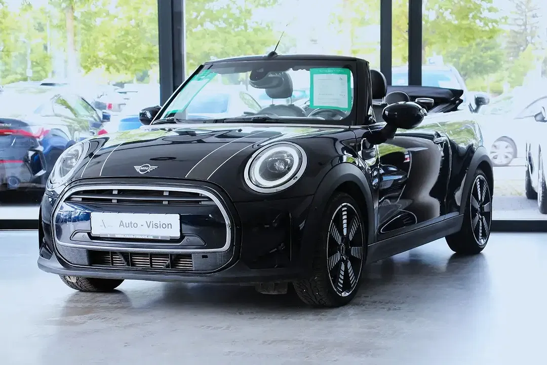 MINI Cooper Cabrio - Thumbnail 3