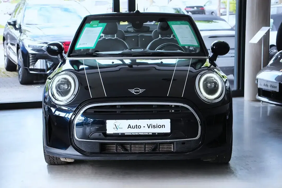 MINI Cooper Cabrio - Thumbnail 4