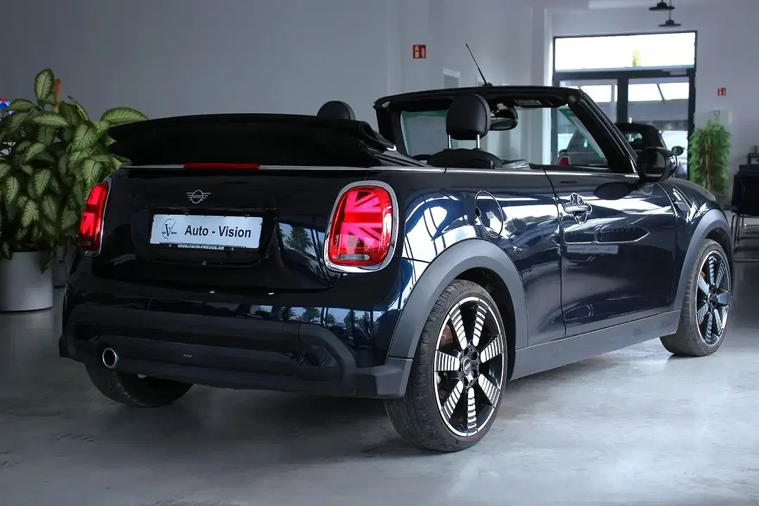 MINI Cooper Cabrio - Thumbnail 6