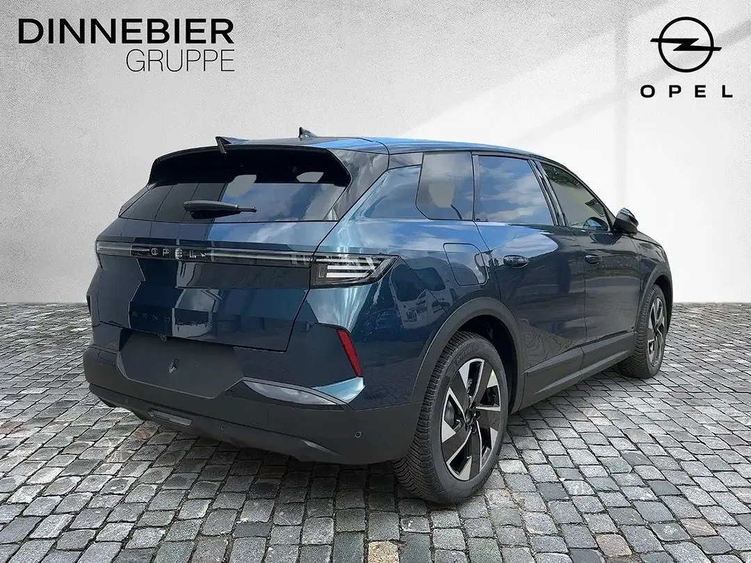 Opel Grandland - Thumbnail 3