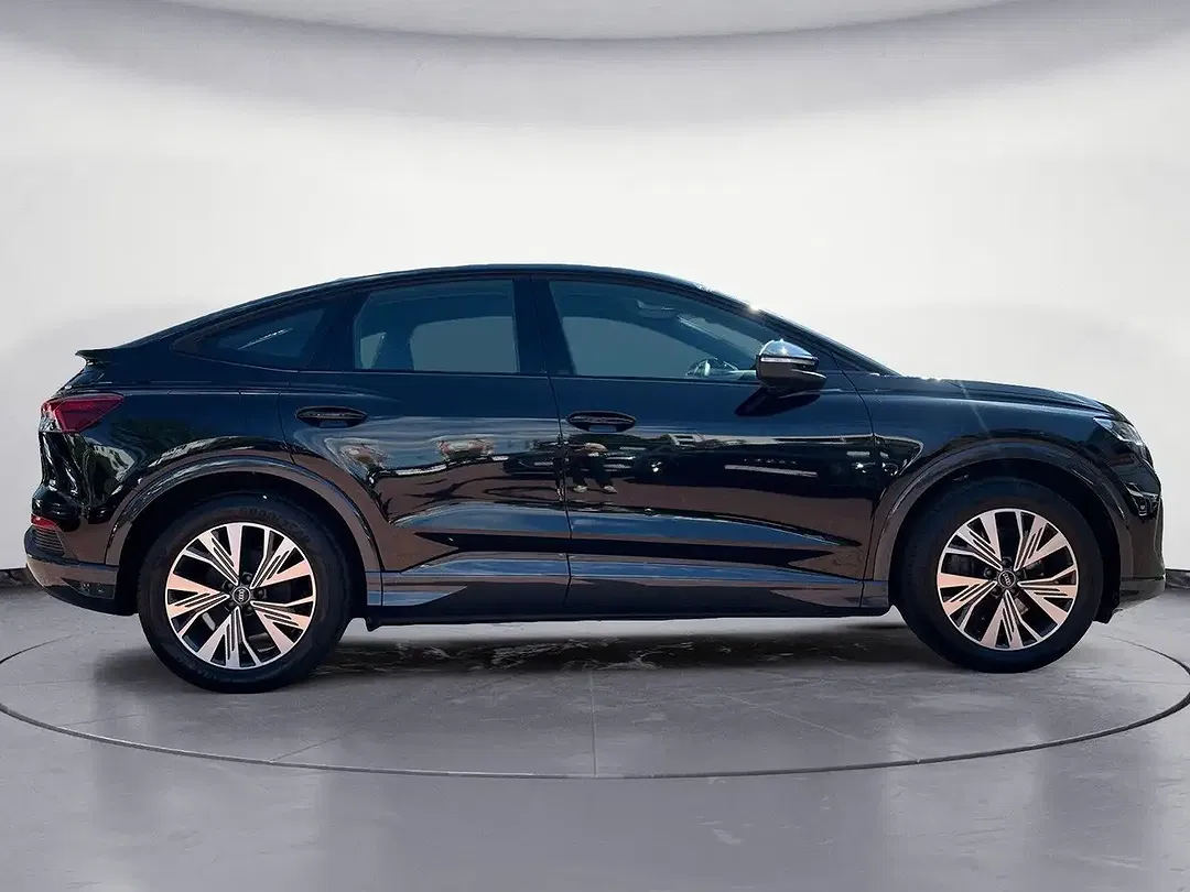 Audi Q4 e-tron - Thumbnail 5