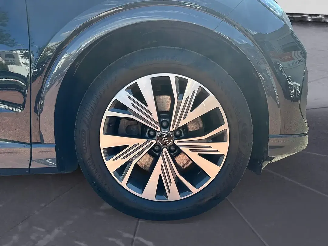 Audi Q4 e-tron - Thumbnail 6