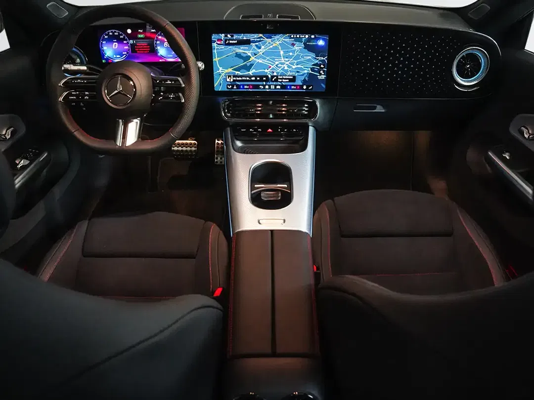 Mercedes-Benz CLA 350 - Thumbnail 10