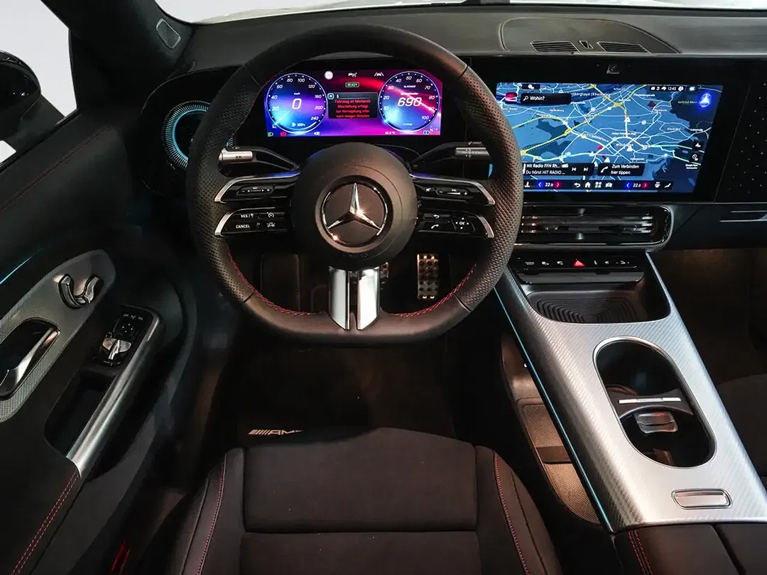 Mercedes-Benz CLA 350 - Thumbnail 9