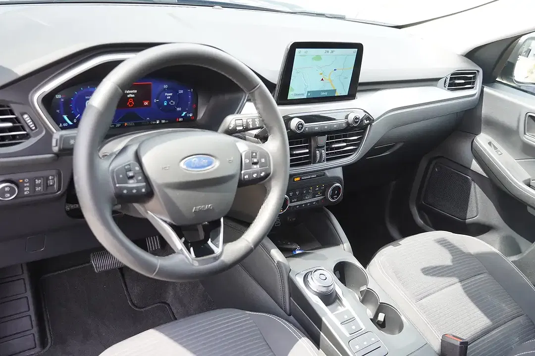 Ford Kuga - Thumbnail 9