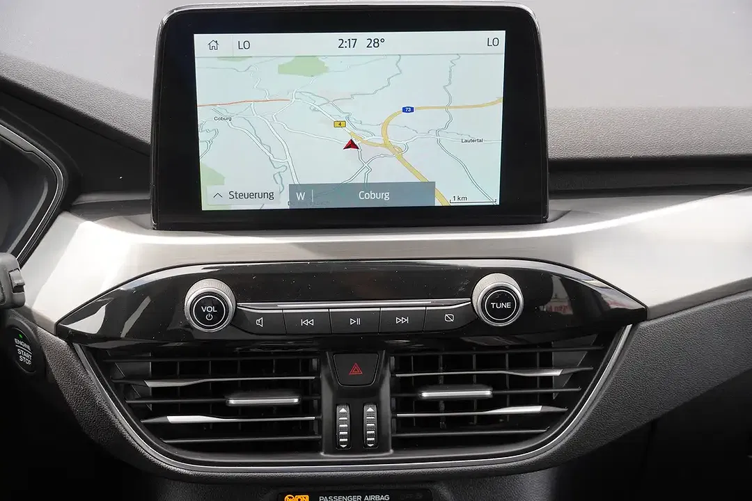 Ford Kuga - Thumbnail 12