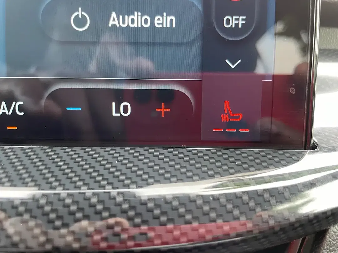 Ford Focus - Thumbnail 12