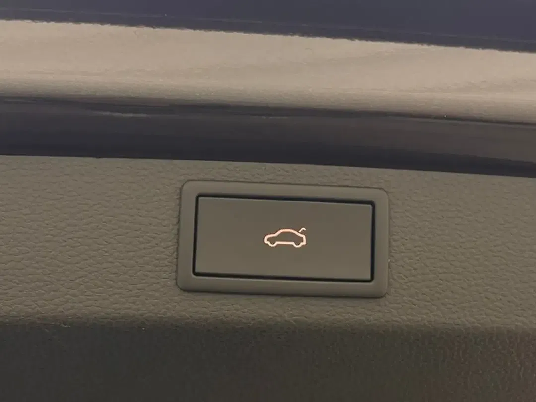 Skoda Karoq - Thumbnail 10