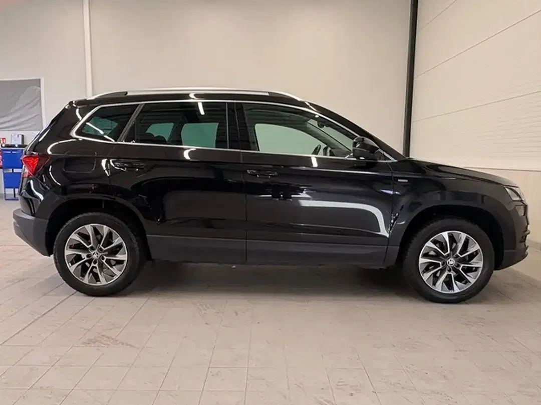 Skoda Karoq - Thumbnail 8