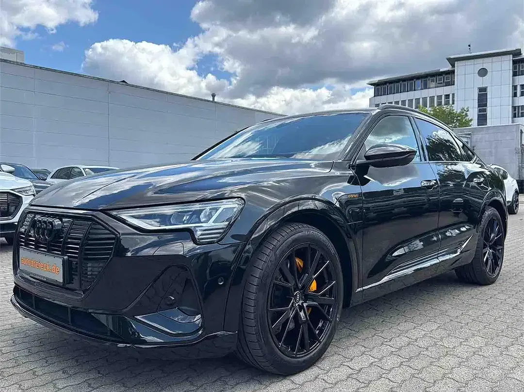 Audi e-tron 55 Sportback S line Black Edition - foto 1
