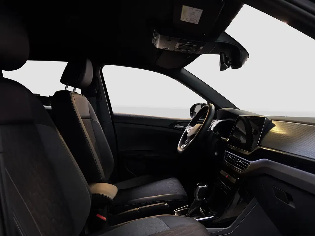 Volkswagen T-Cross - Thumbnail 13