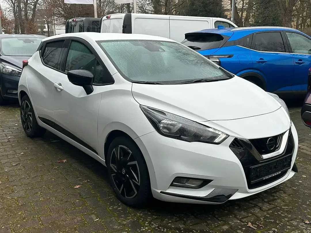 Nissan Micra - Thumbnail 3