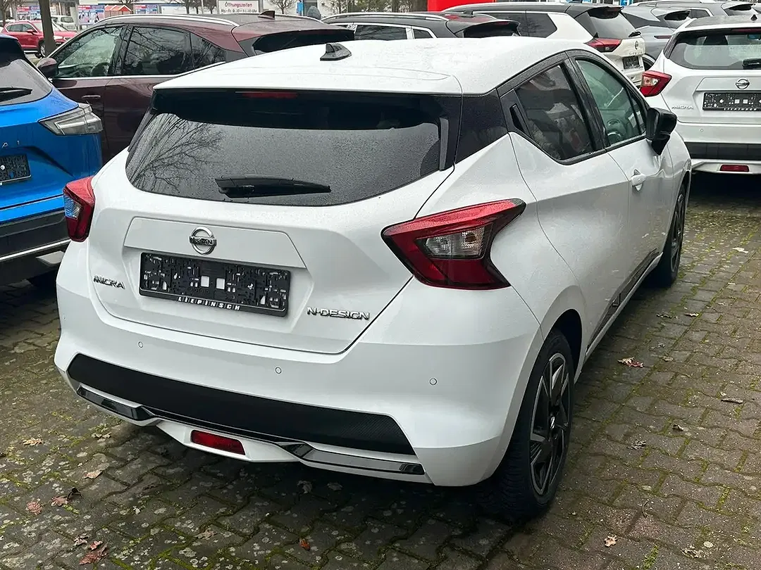 Nissan Micra - Thumbnail 4