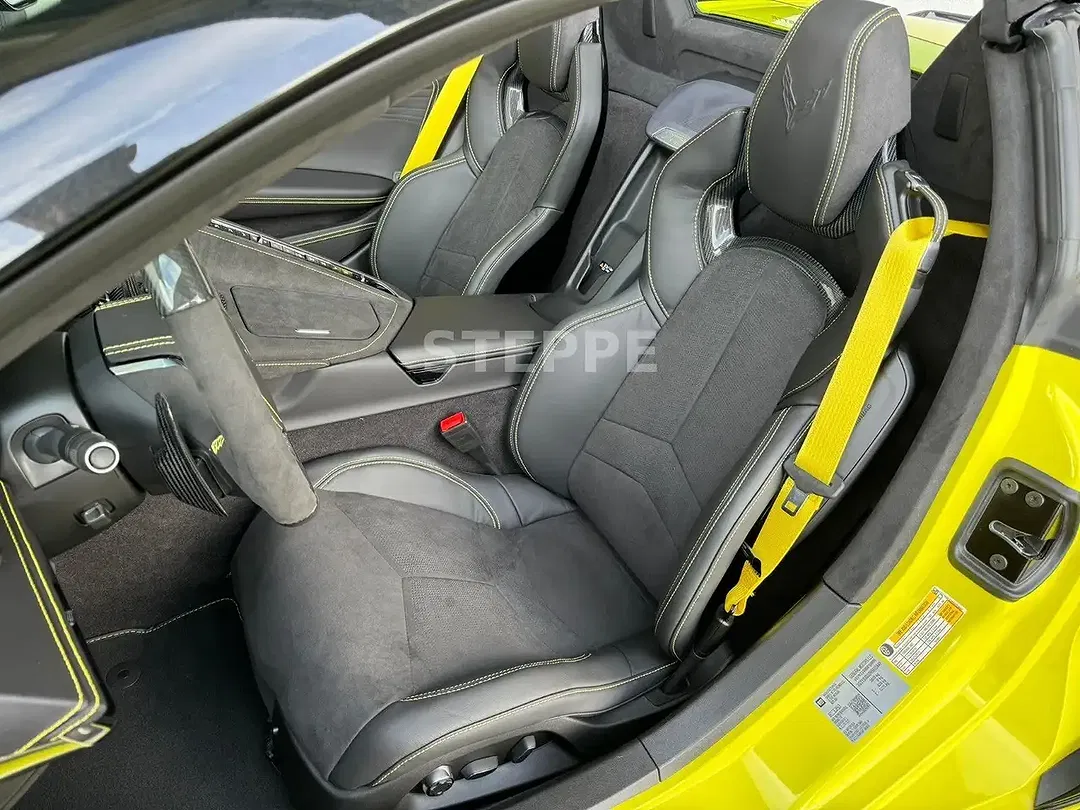 Corvette Z06 - Thumbnail 12