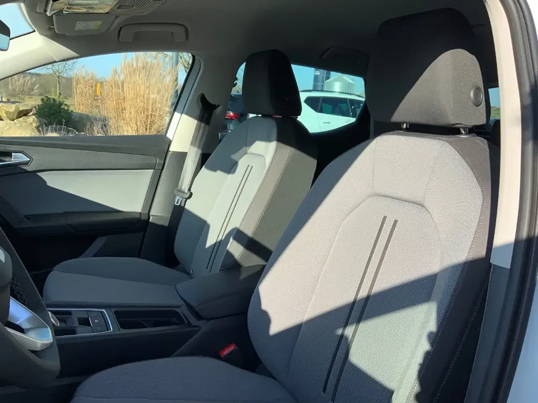 SEAT Leon - Thumbnail 10