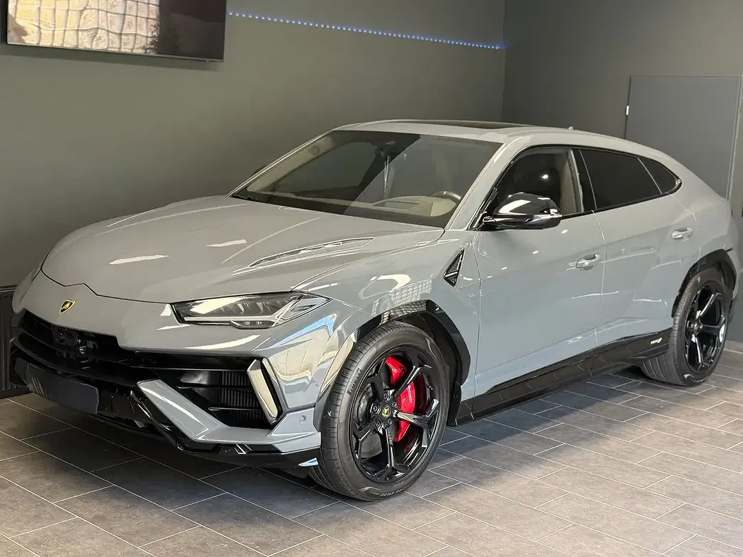 Lamborghini Urus - Thumbnail 21