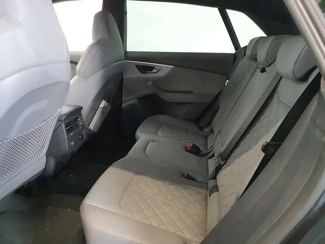 Audi SQ8 - Thumbnail 8