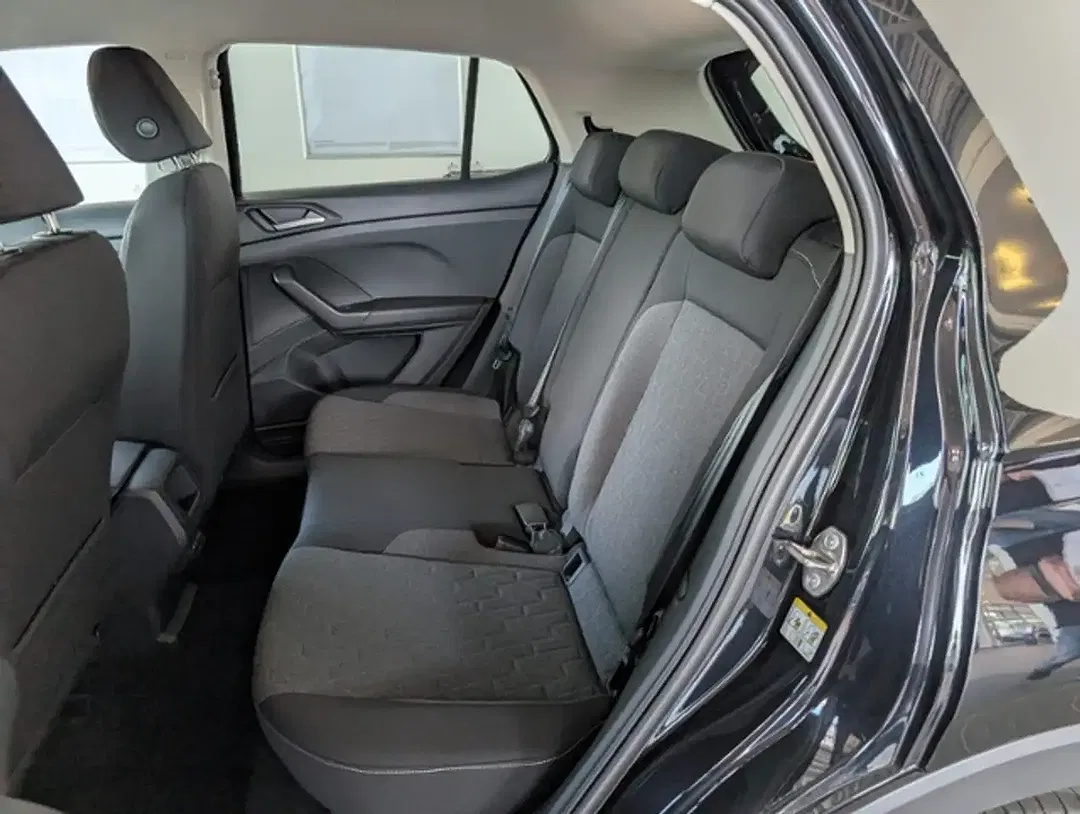 Volkswagen T-Cross - Thumbnail 11