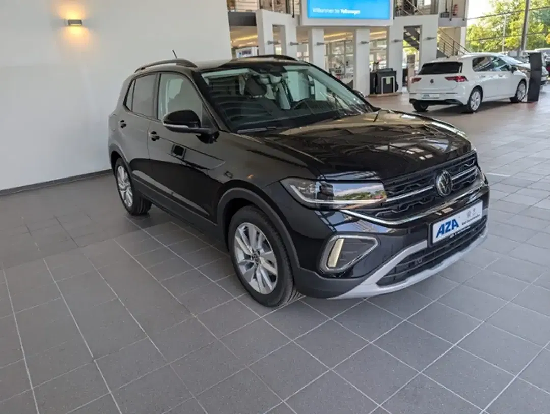 Volkswagen T-Cross - Thumbnail 3