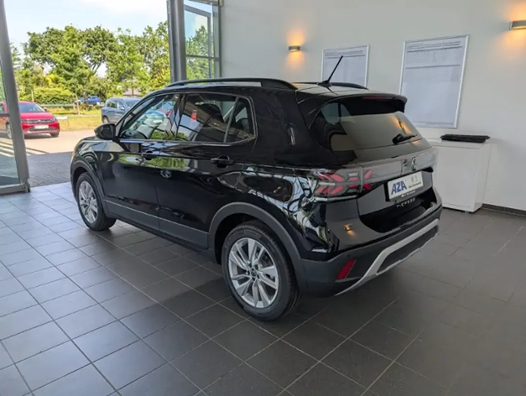 Volkswagen T-Cross - Thumbnail 5