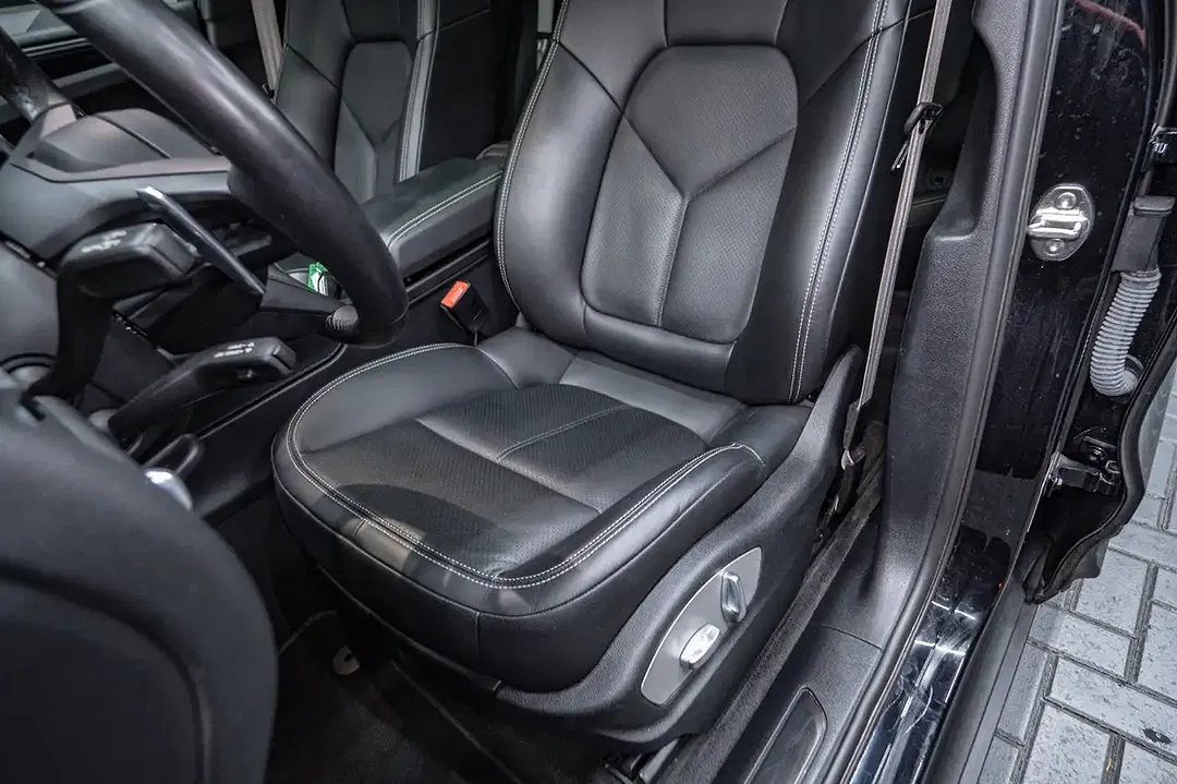 Porsche Macan - Thumbnail 21