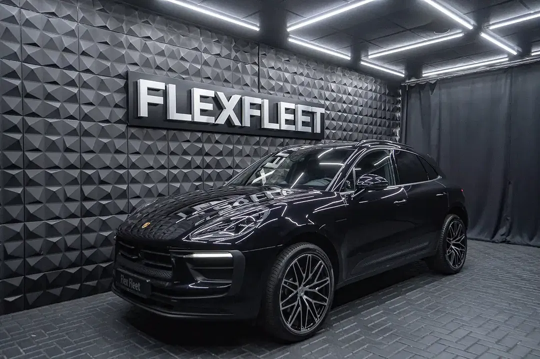Porsche Macan - Thumbnail 3