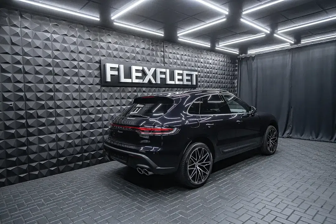 Porsche Macan - Thumbnail 9