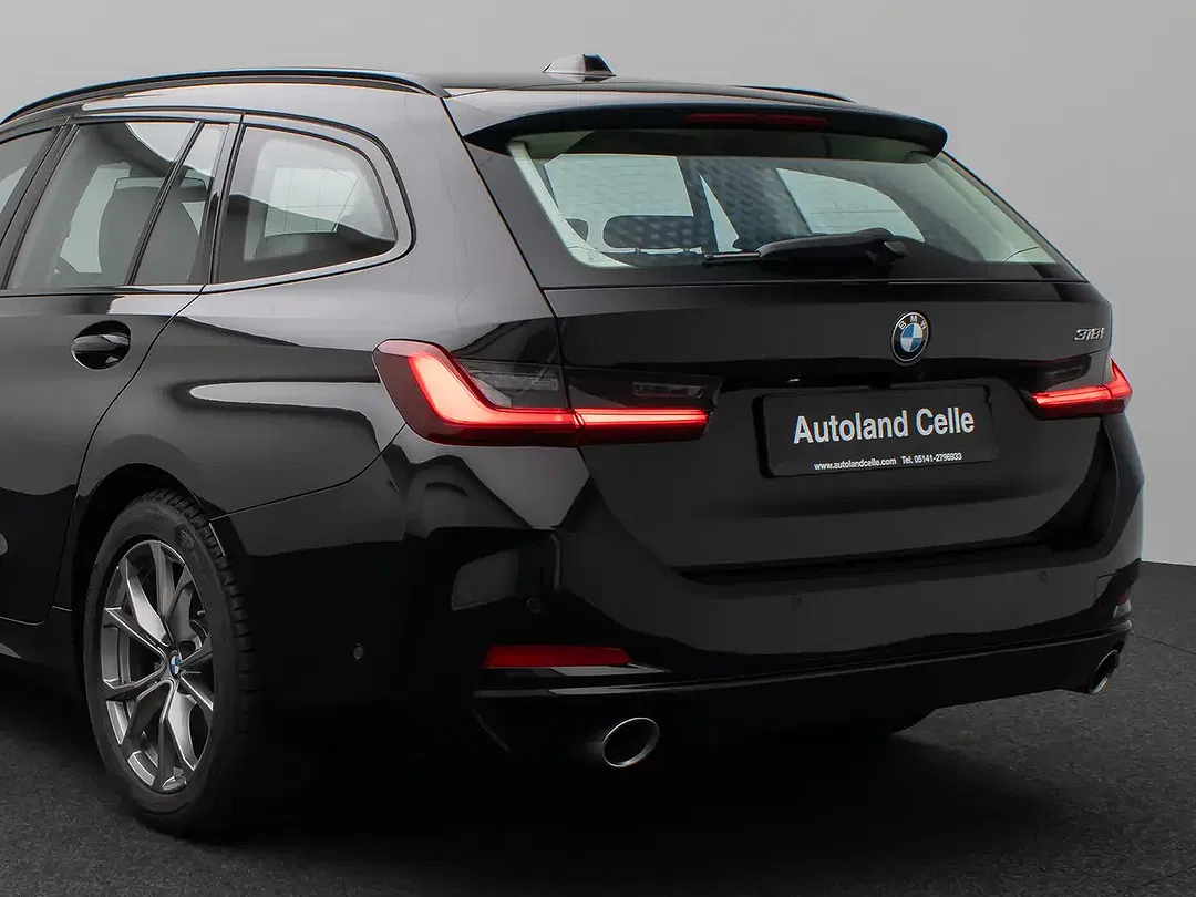 BMW 318 - Thumbnail 12