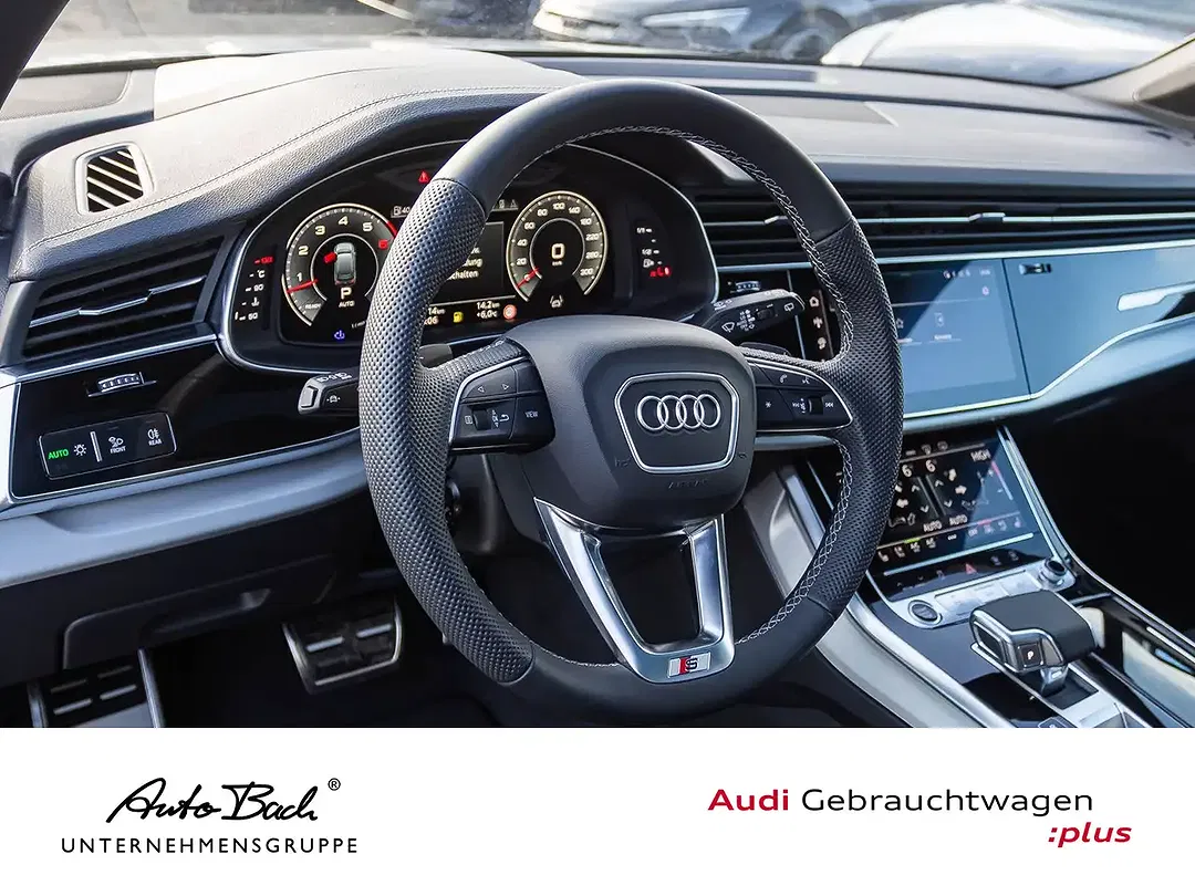 Audi Q7 - Thumbnail 10