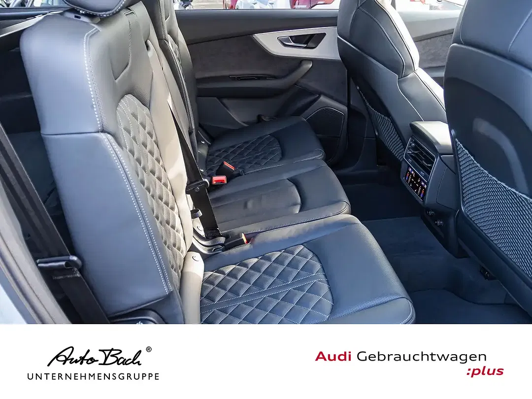 Audi Q7 - Thumbnail 20
