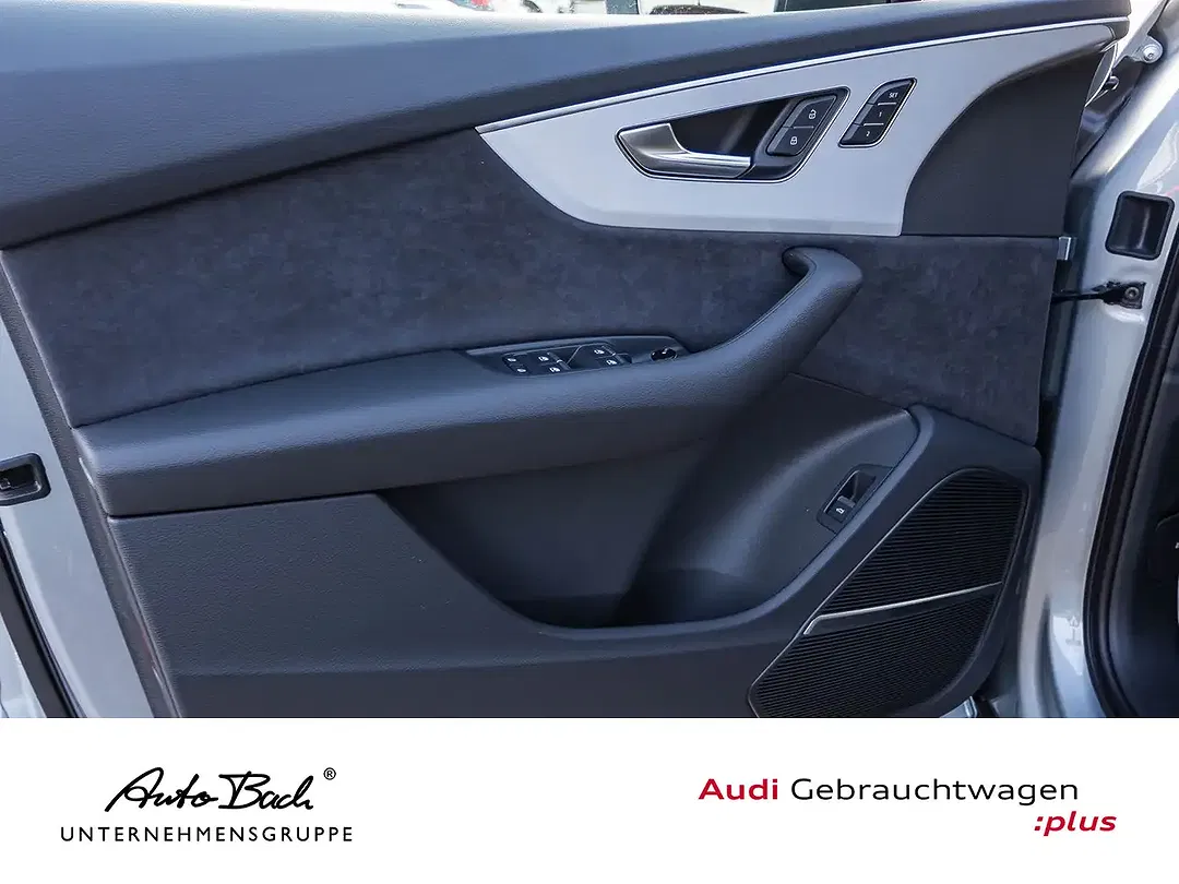 Audi Q7 - Thumbnail 8