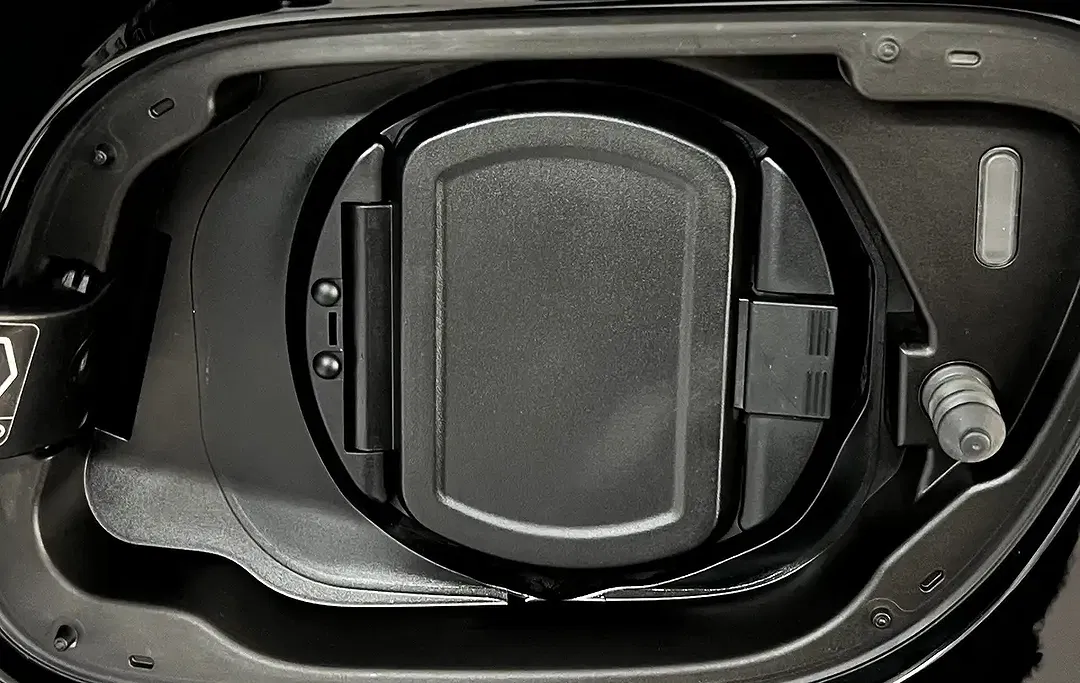Land Rover Discovery Sport - Thumbnail 14