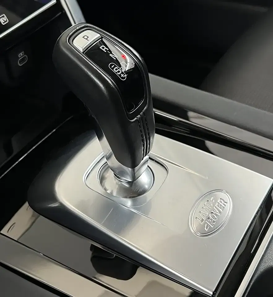 Land Rover Discovery Sport - Thumbnail 42