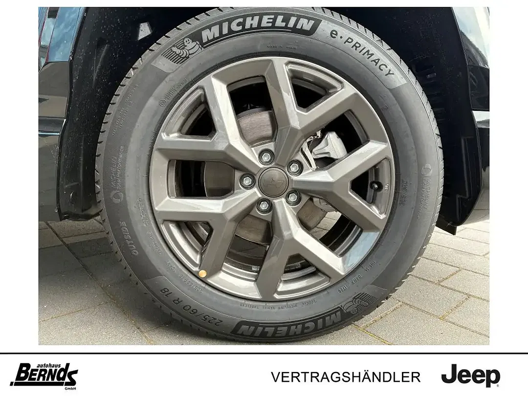 Jeep Compass 1.2 e-Hybrid DCT Edition - foto 11