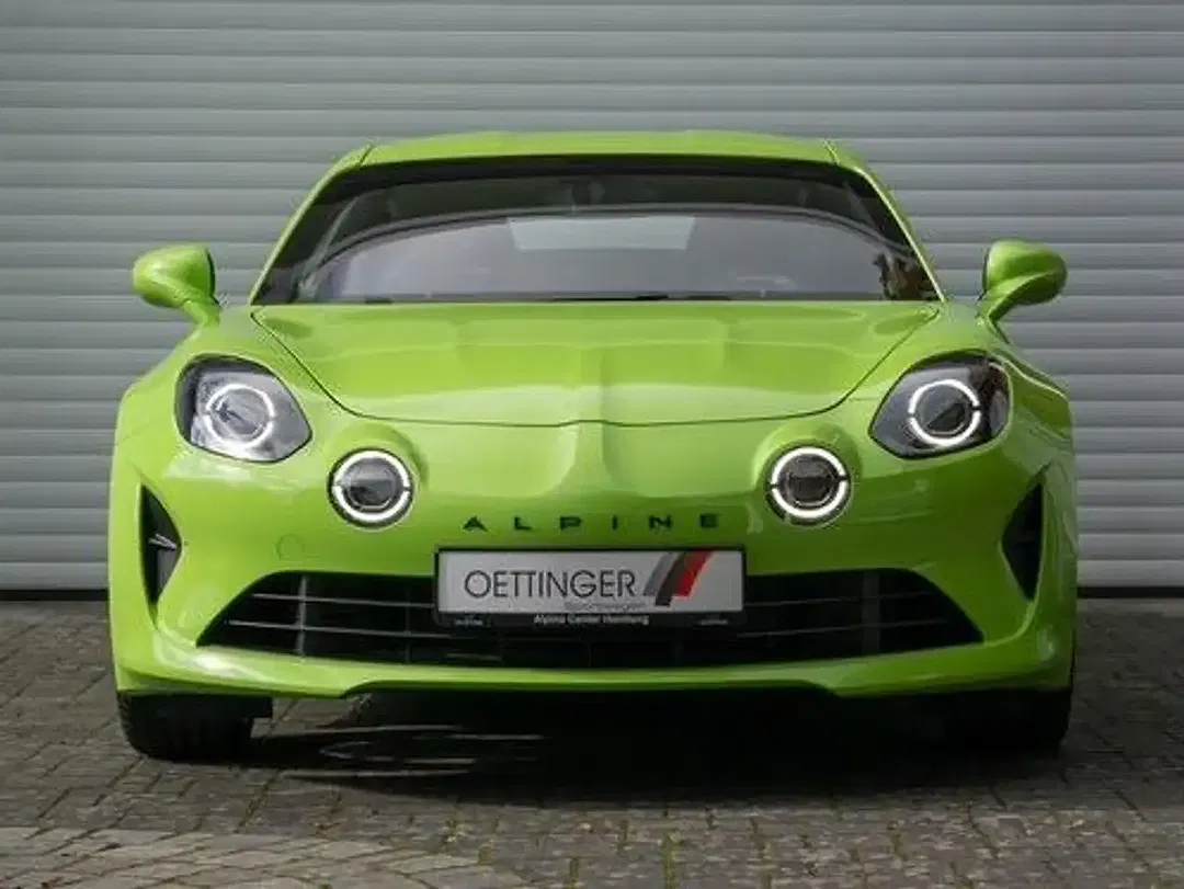 Alpine A110 - Thumbnail 1