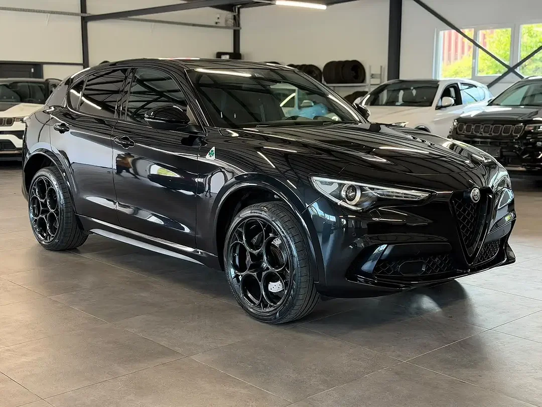 Alfa Romeo Stelvio - Afbeelding 1